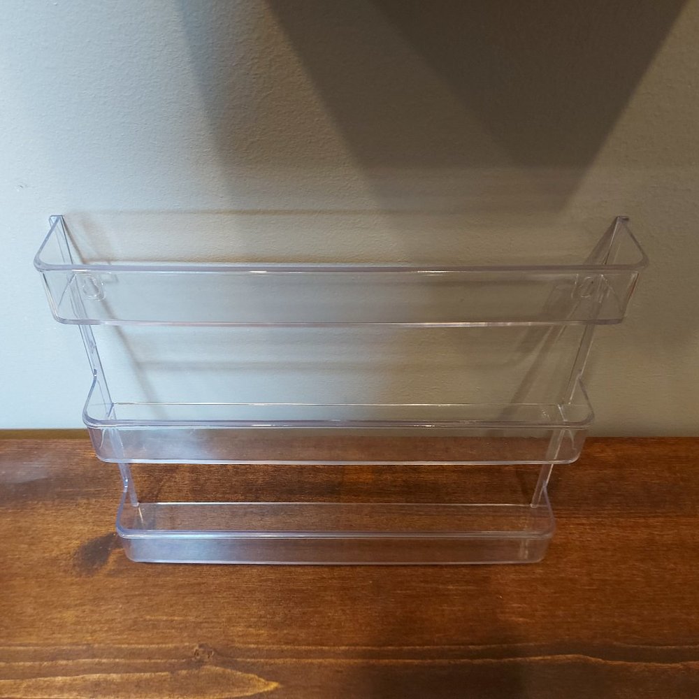 9 Cosmetic Display or Household Display Racks - Picture 4 of 7